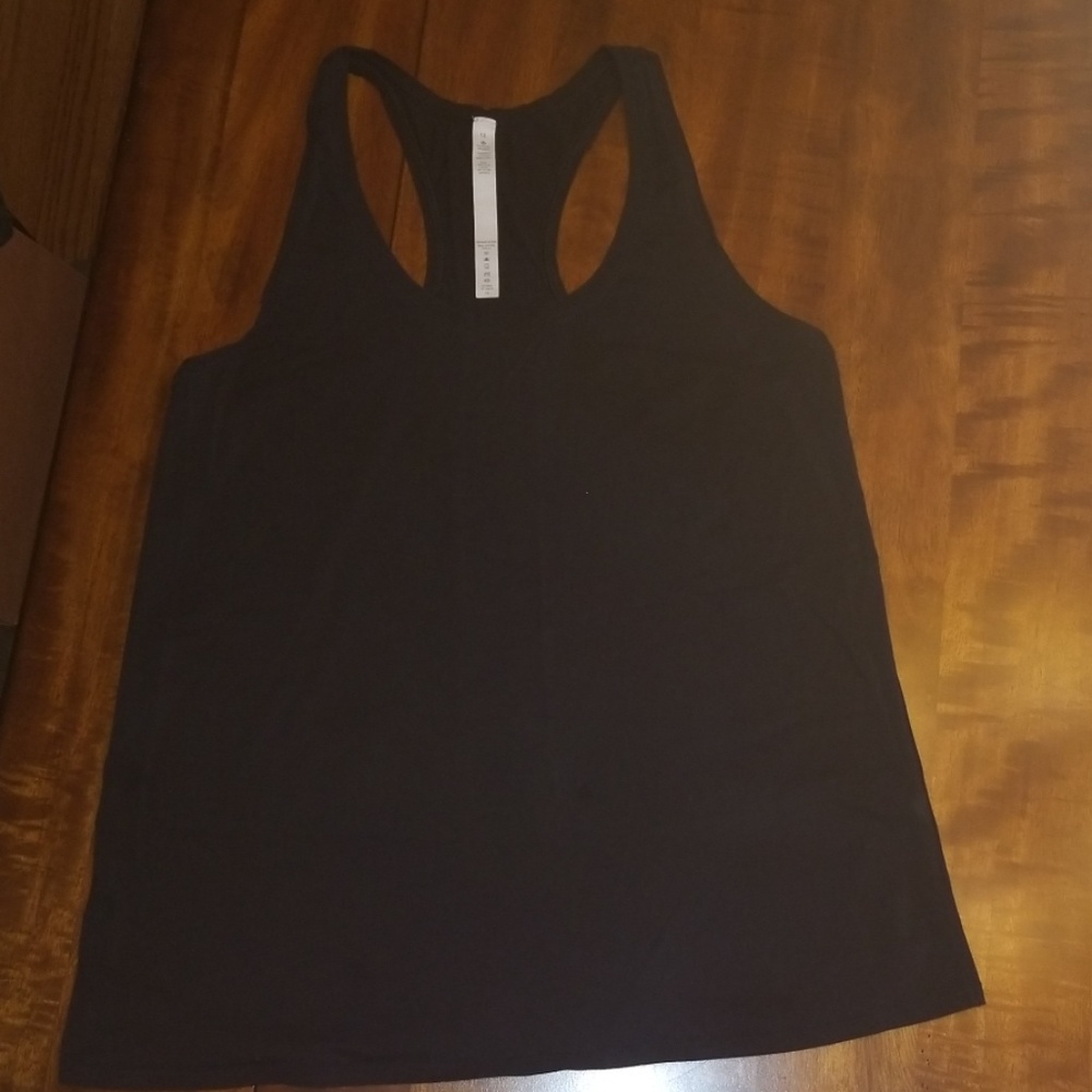 Black lulu lemon tank top